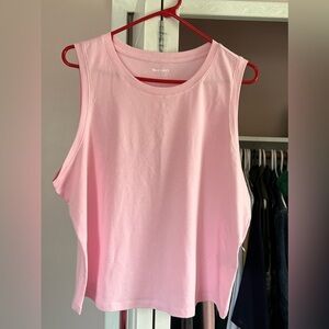 Old Navy Cropped Tank